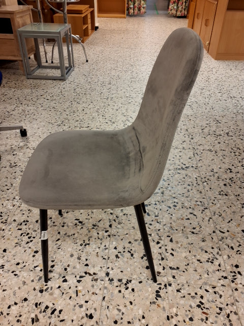 Stole med gråt betræk